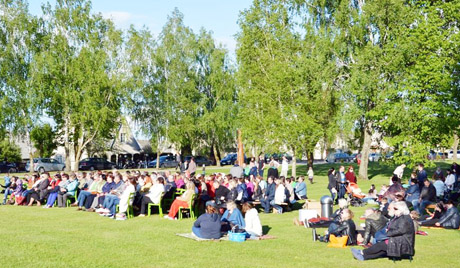 Prasidėjo vasaros festivalis Prasidėjo vasaros festivalis