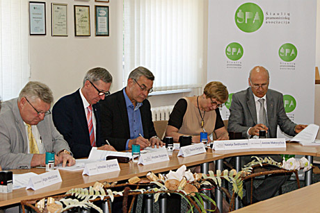 Plastiko įmonės susibūrė į klasterį Plastiko įmonės susibūrė į klasterį