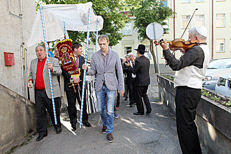 Šiauliuose atkurti žydų maldos namai Šiauliuose atkurti žydų maldos namai