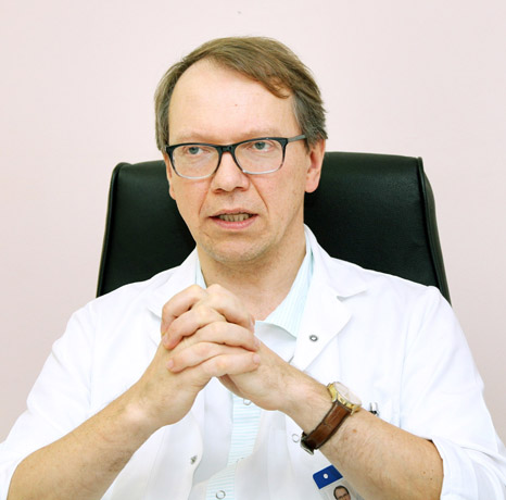 Pervargę medikai patys tampa pacientais Pervargę medikai patys tampa pacientais