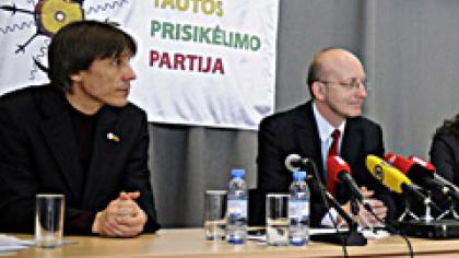 Šiaulietis seimūnas skalpuoja Arūną Valinską