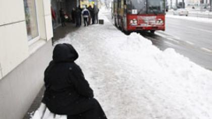 Kontrolieriai pensininko amžiumi tiki tik pagal pažymėjimą