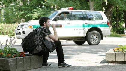 Alkoholis po policijos langais
