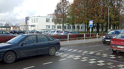 Jei neužklups žiema, lopys asfalto duobes
