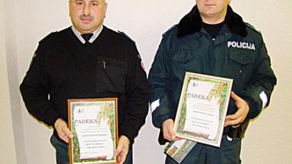 Policijos patruliams padėkojo miškininkai