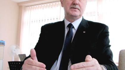 Bedarbiai atsilieka nuo rinkos