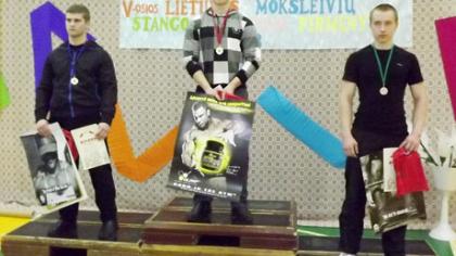 Rungtyniavo mokyklų atletai