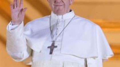 Pasaulis sveikina naująjį popiežių Pranciškų