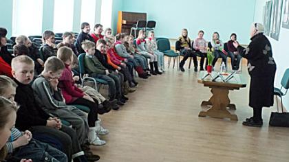 Popietėje – šeduvietiškos tarmės grožis