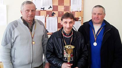 Varžėsi šaškių ir šachmatų entuziastai