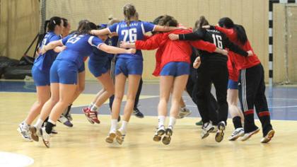 Šiaulietiškame rankinio finale triumfavo „Saulė-Urtvida“
