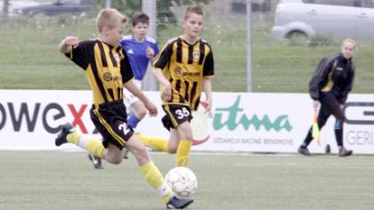 Šiaulių jaunieji futbolininkai rungėsi su vilniečiais