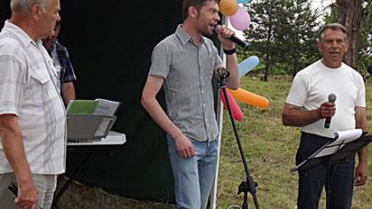 Žvel­gai­čių kai­mas su­si­bė­go dvar­vie­tė­je