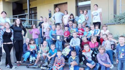 Švedų moksleivių dovanos – vaikams ir seneliams