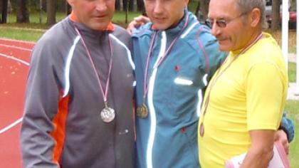 Bėgikai parvežė apdovanojimų iš Latvijos