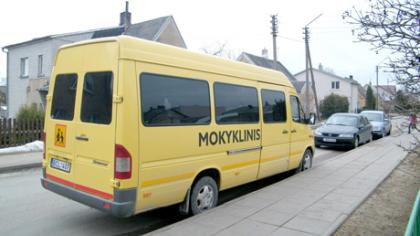 Mokinius nemokamai vežios tik iki artimiausios mokyklos