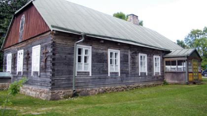 Penkiasdešimtmečiai gyvena iš tėvų pensijų
