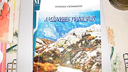 Širdim – į dangų, kojomis – į žemę