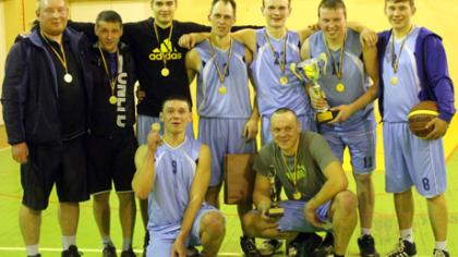 Nugalėjo Tautinių kaimo komanda