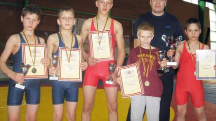 Joniškio imtynininkai tapo čempionato nugalėtojais