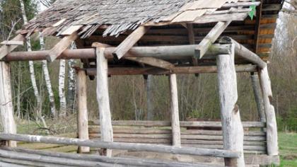 Seniūnija tvarko, vandalai niokoja