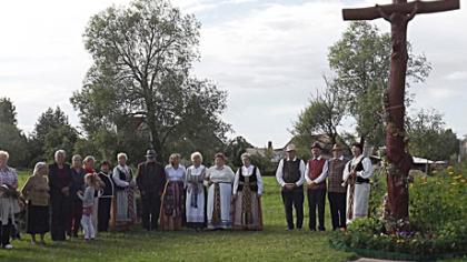 Žvelgaičių kaimo šventė su nauja kapela