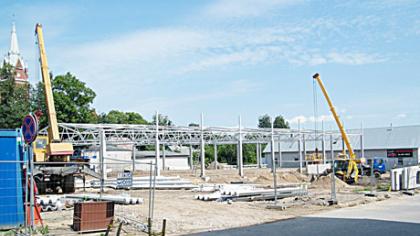 Kelmėje pradėta statyti nauja „Maximos“ parduotuvė