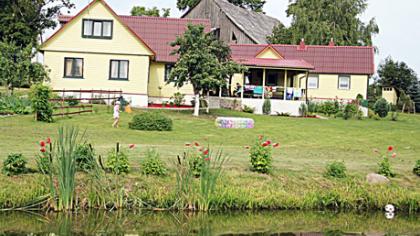 Atostogauti kaime pasikvietė ir draugų vaikus