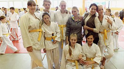 Dziudo sportininkės grįžo su medaliais