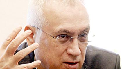 Ukrainos ambasadorius siūlo aukso dulkelių