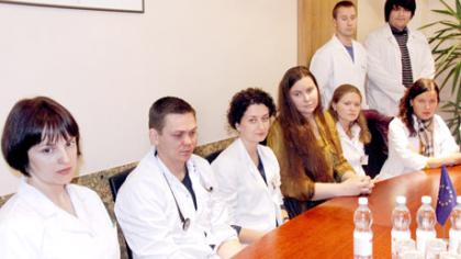 Rezidentai po praktikos nori likti