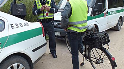 Policija labiau kontroliavo pėsčiuosius ir dviratininkus
