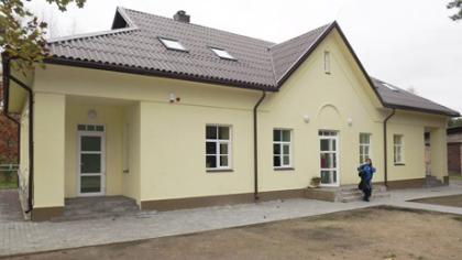 Bu­vu­si skal­byk­la ta­po Vai­kų die­nos cent­ru
