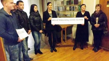 Su kaimo gyventojais kalbėsis komisija