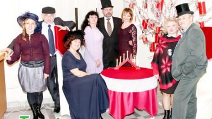 Teatro mylėtojams – šventinė improvizacija