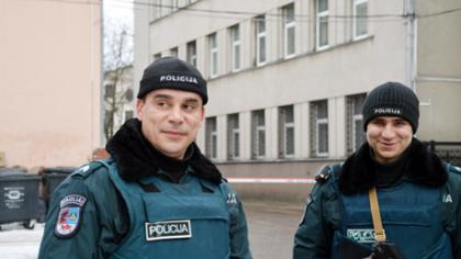 Ačiū jums, po­li­ci­nin­kai!