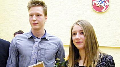 Geriausiems sportininkams – piniginiai čekiai