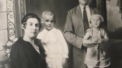 Mamos antpirštį dovanojo kolekcininkei