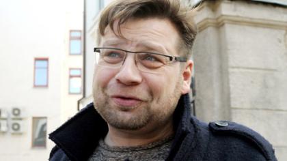 Ar vis dar perskaičiuojate kainas litais?